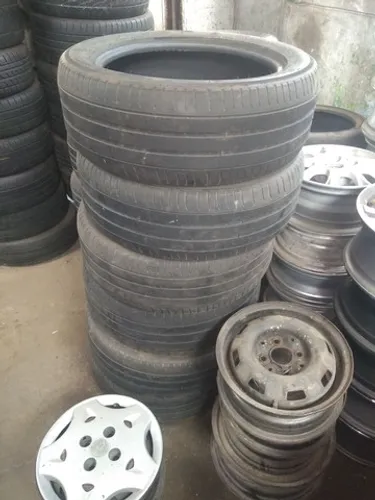 Lote Pneus 215/55/17 Não são Remold
