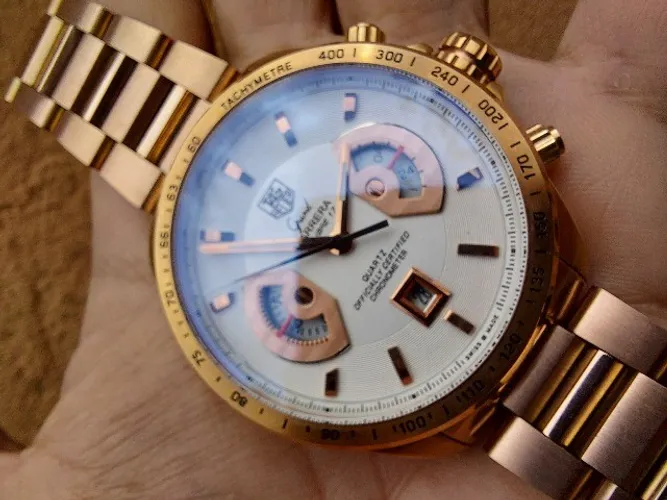 Relogio Tag Calibre 17 Branco Dourado Pulseira Banhada a Ouro Vidro Safira