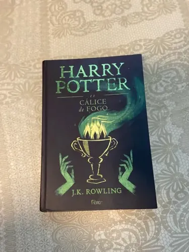 Livro HARRY POTTER e o CÁLICE DE FOGO ( CAPA DURA )