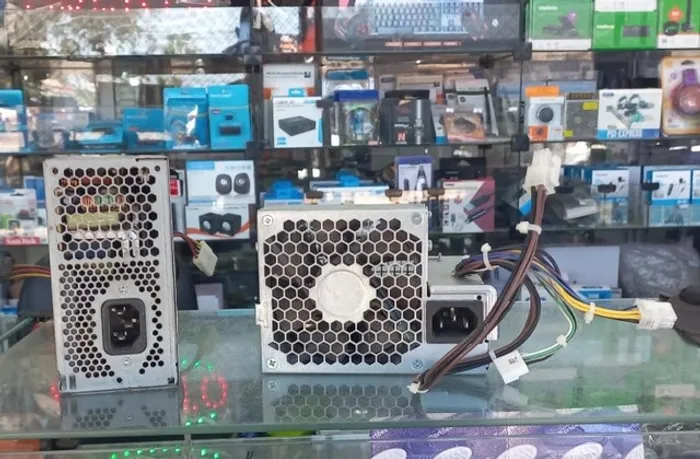 Fonte para computador/Notebook 200w (Jk Eletrônicos) 