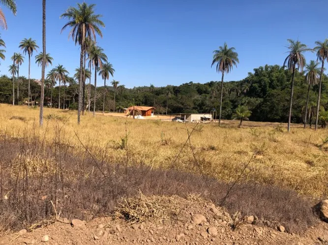 Terreno de 20.000 com riacho na serra do cipó 