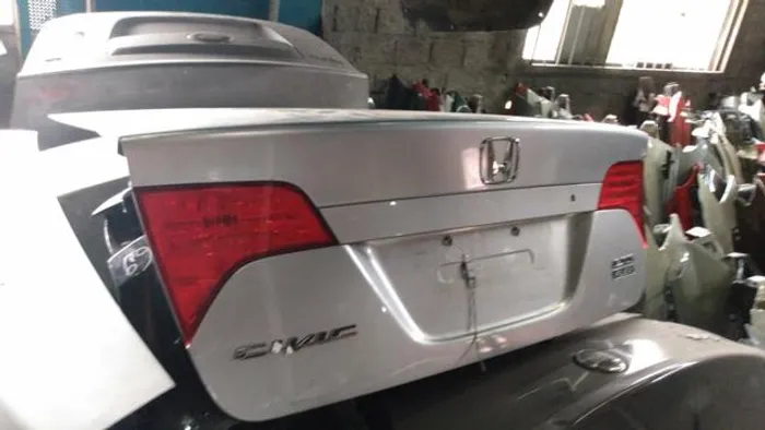 Tampa traseira New Civic