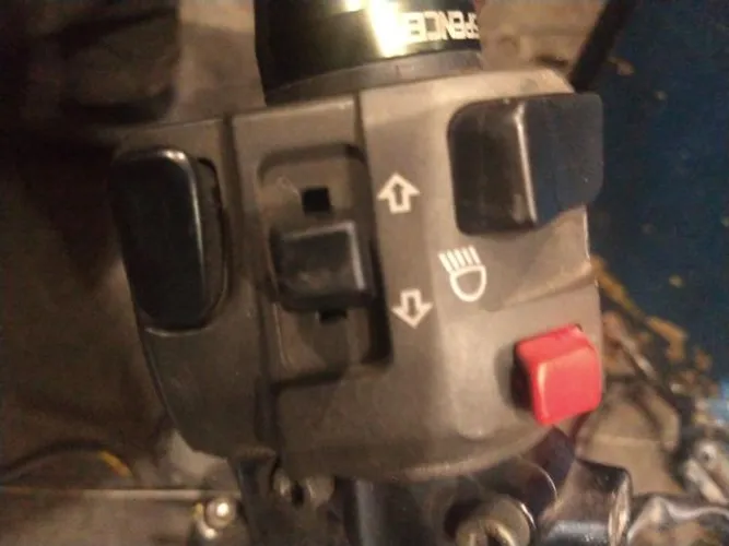 Comutador de luz da Kawasaki z 750 esquerdo