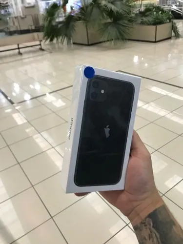 iPhone 11 novo com garantia // boa tarde 