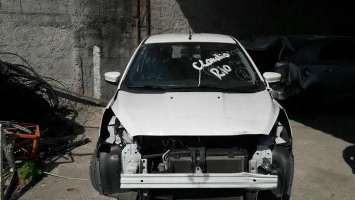Sucata de ford ka 2016
