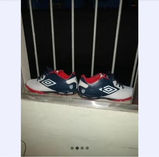 Tênis Umbro futsal Falcão 12 tamanho 43