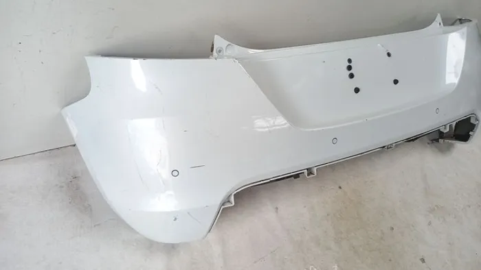 Parachoque traseiro Suzuki Swift
