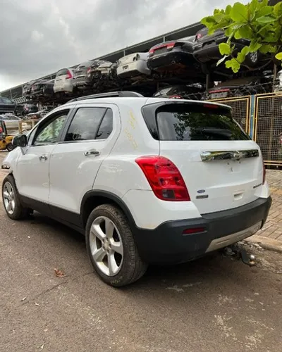 Tracker 1.8 Flex 2015 Parachoque Porta Motor Airbag Capo Farol Retrovisor Sucata