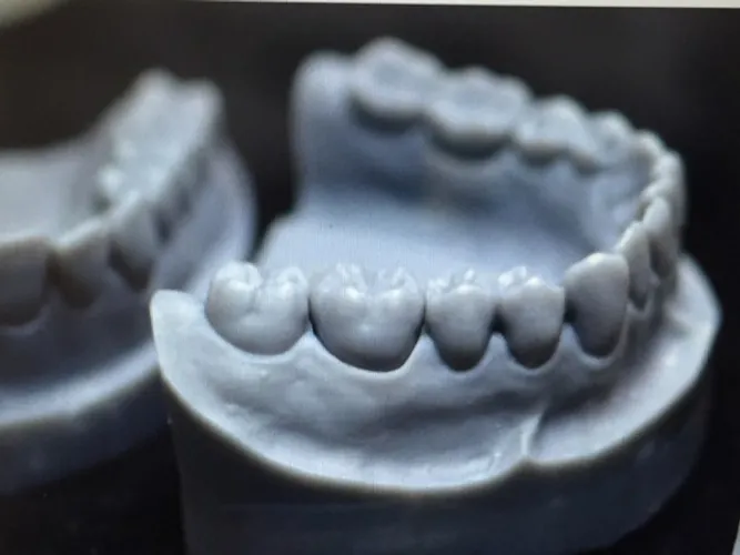 Impressão modelo 3D  resina