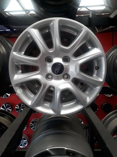 Roda aro 15 ford EcoSport SE 2018