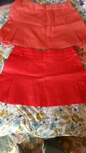 Mini Saias Tyrol Tam. 12 e 14. Novas. 35,00 cada