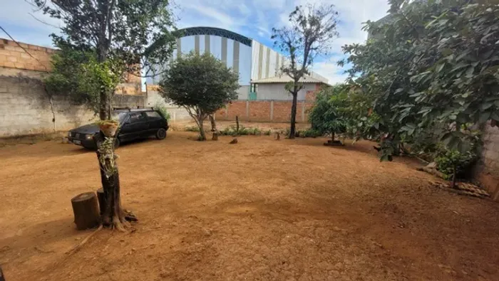 Lote com aproximadamente 600 m² com casa Bairro: Joá, Lagoa Santa - MG R$ 400.000,00