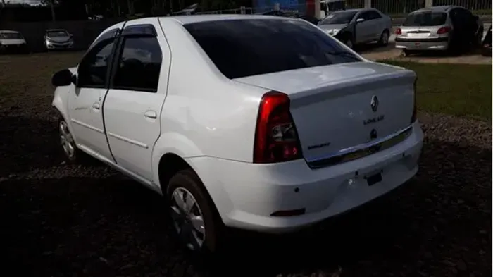 Sucata Renault Logan 1.0 16v 2013