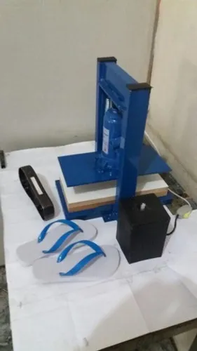 Máquina  completa de fazer chinelo  