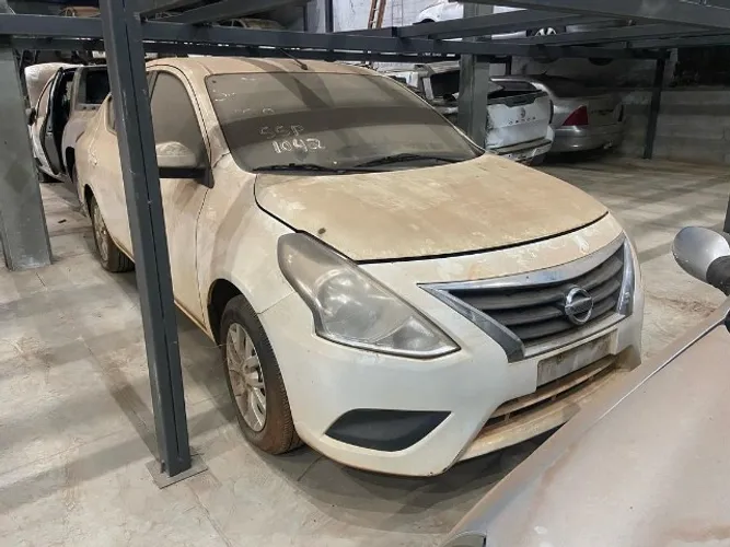 Nissan Versa 1.6 2017 Parachoque Porta Motor Airbag Capo Farol Retrovisor Sucata