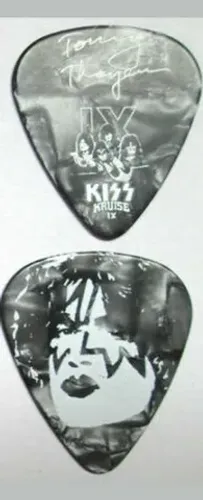 PALHETA OFICIAL KISS TOMMY THAYER