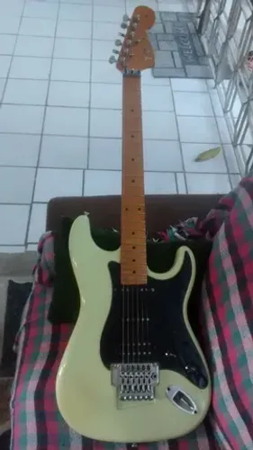 Guitarra Tagima TG-650 FL Floyd Rose Raridade as Primeiras