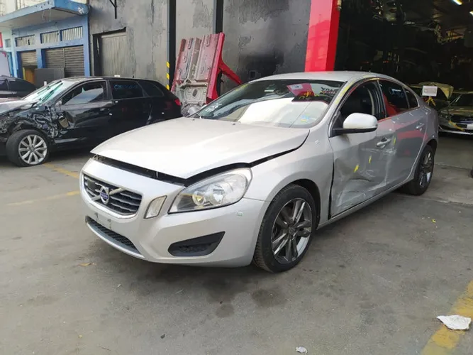 Sucata Volvo S60 T5 12 para retirada de peças