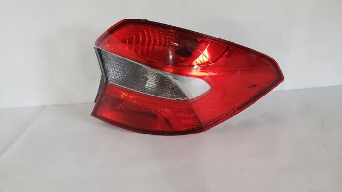 Lanterna Ford Ka Sedan 2020/2022 Original Ld 