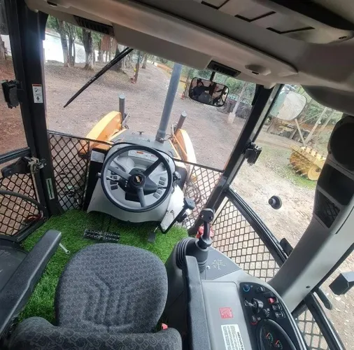 Retroescavadeira 580N 2020