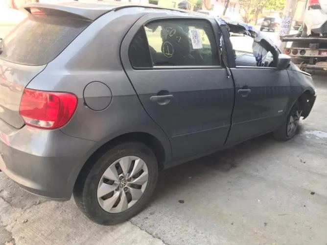 Sucata VW/ Novo Gol 1.0 2013/2014 para venda de peças .