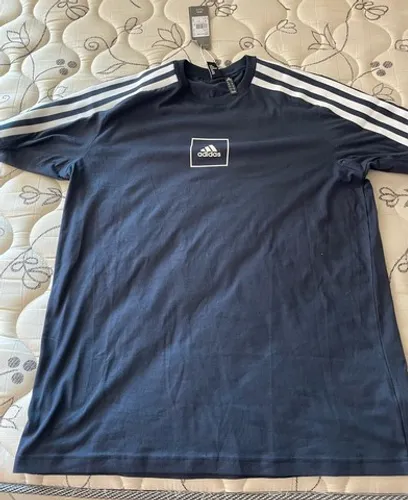 Camiseta Adidas 