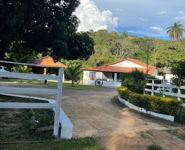 Fazenda de luxo 36ha toda formada, lagoa de peixes, córrego, poço artesiano, Jaboticatubas