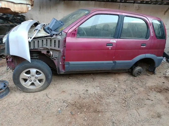 Sucata para retirada de peças Daihatsu terios 
