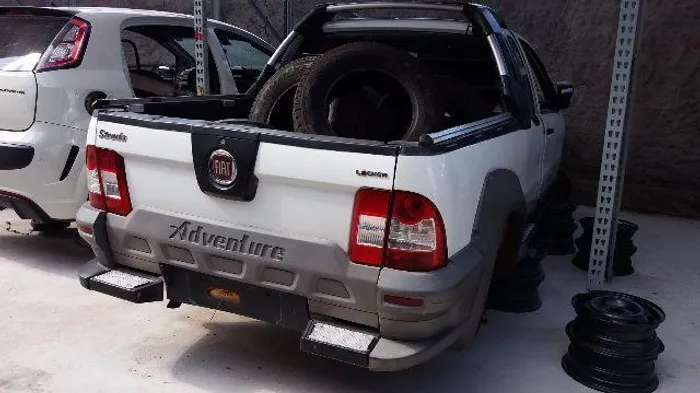 Peças usadas Fiat Strada Adventure 2010 1.8 flex 114cv manual