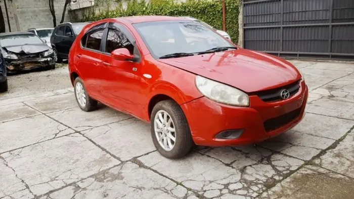 JAC J3 1.4 2011 Parachoque Porta Motor Airbag Capo Farol Retrovisor Sucata
