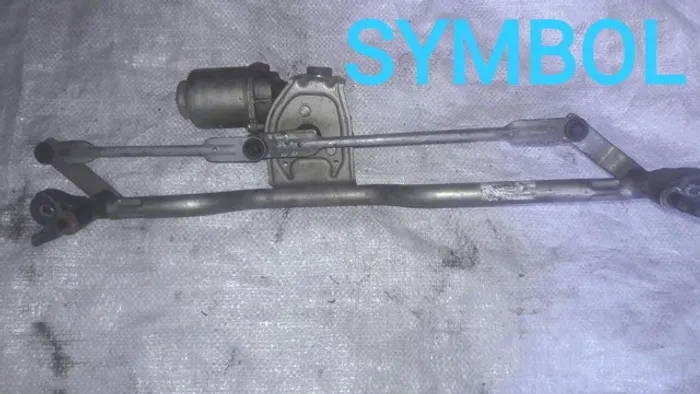 Galhada com motor symbol 