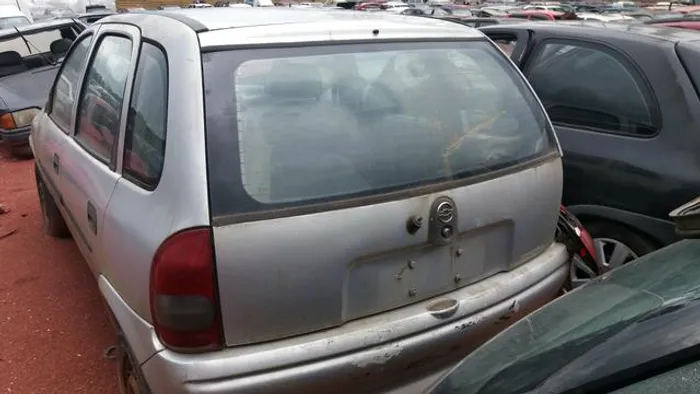 Corsa Wind sucata peças