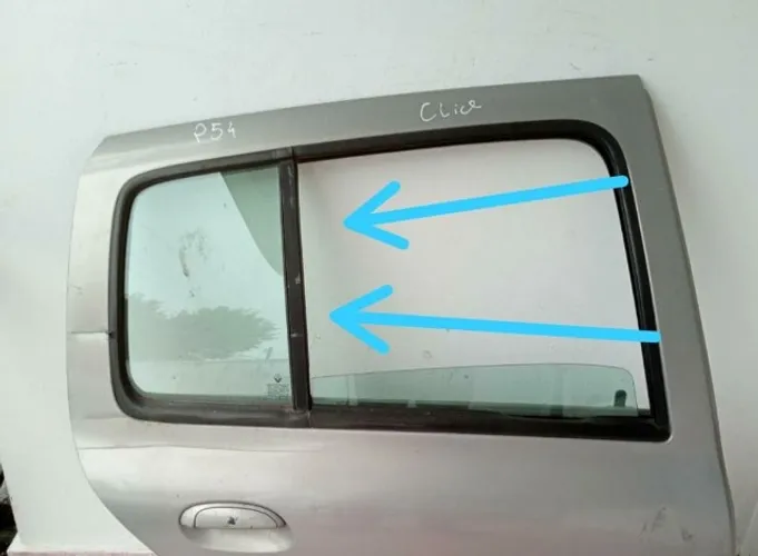 Vidro Fixo Porta Traseira Direita Renault Clio