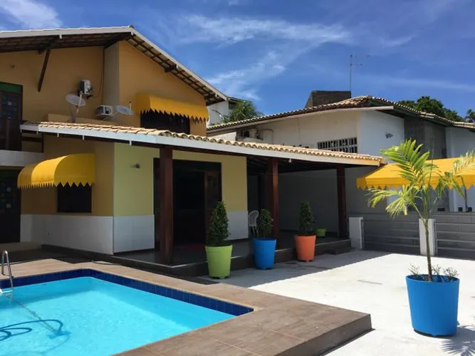Excelente Casa em Vilas do Atlântico 5/4