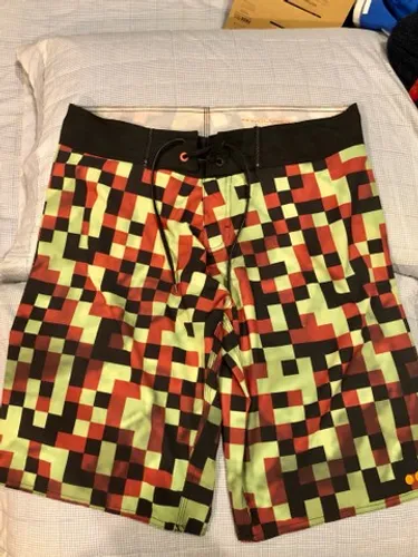 Lote Bermudas (shorts): Osklen reserva Rip Curl QuickSilver Richards Wollner Armadillo