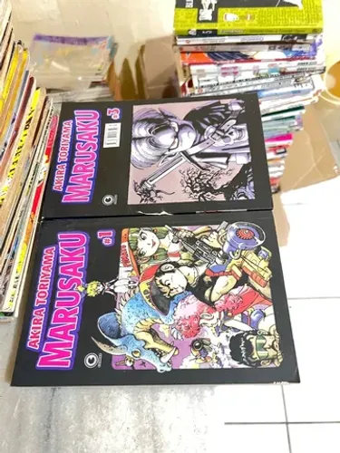 Marusaku Akira Toriyama mangá