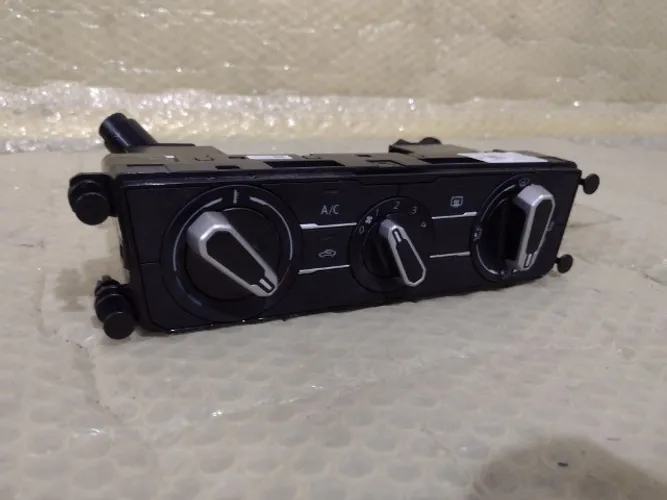 Comando Do Ar Condicionado Analógico Vw Novo Polo / Virtus 6ea820045