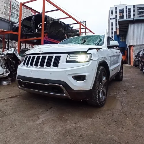 Grand Cherokee 3.0 2015 Parachoque Porta Motor Airbag Capo Farol Retrovisor Sucata