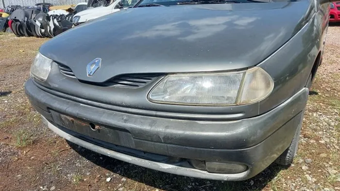 Renault laguna sucata