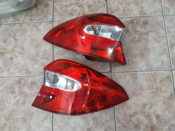 Lanterna ka sedan 2013 2017