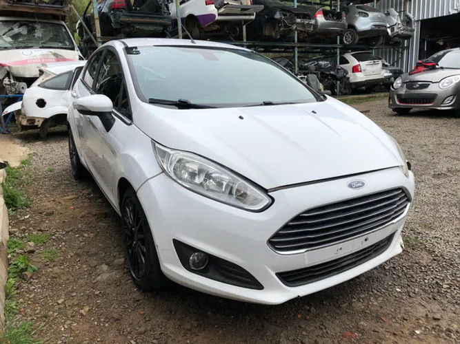 New Fiesta 2014 1.6 Automatico Vendido em peças