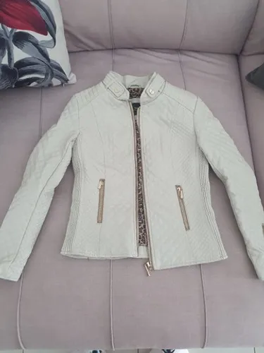 Linda jaqueta tamanho P