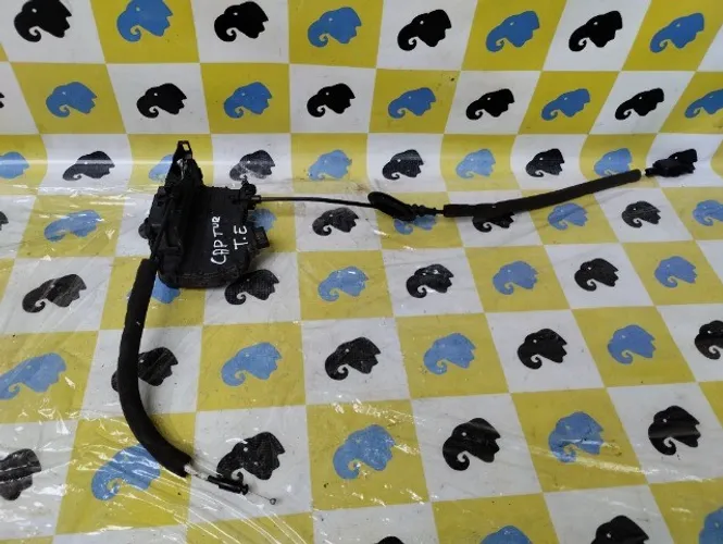 Fechadura Da Porta Traseira Esquerda Renault Captur 
