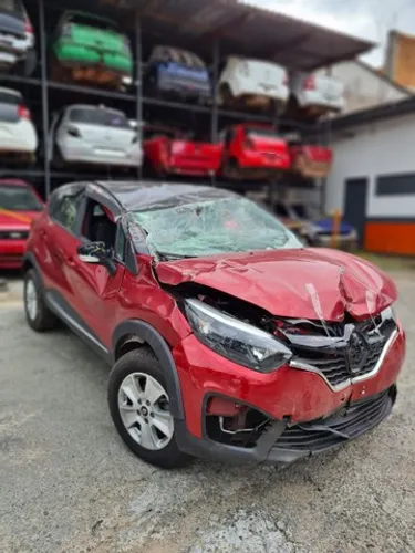 Sucata.  Captur 2021 automática para peças 