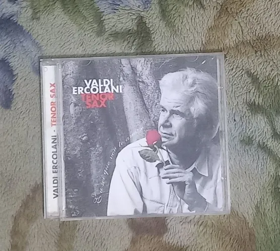 VALDI ERCOLANI   TENOR SAX  Eu sei que vou te amar(Cd em muito bom estado)