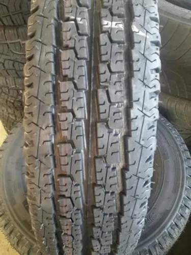 Pneu 185 R 14 carga Rocha Pneus remold VW kombi 8 lonas