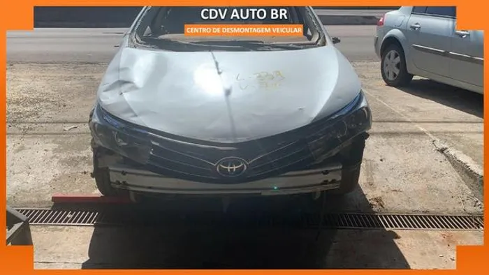 Sucata Toyota Corolla 2017