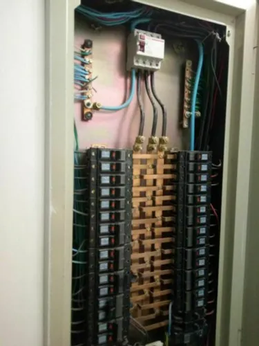 Eletricista, Instalações Elétricas em Geral