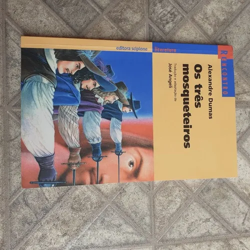 Livro paradidático - Os três mosqueteiros