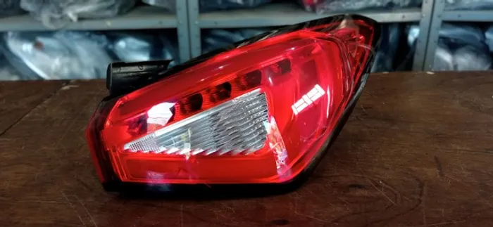 Lanterna Fiat cronos led